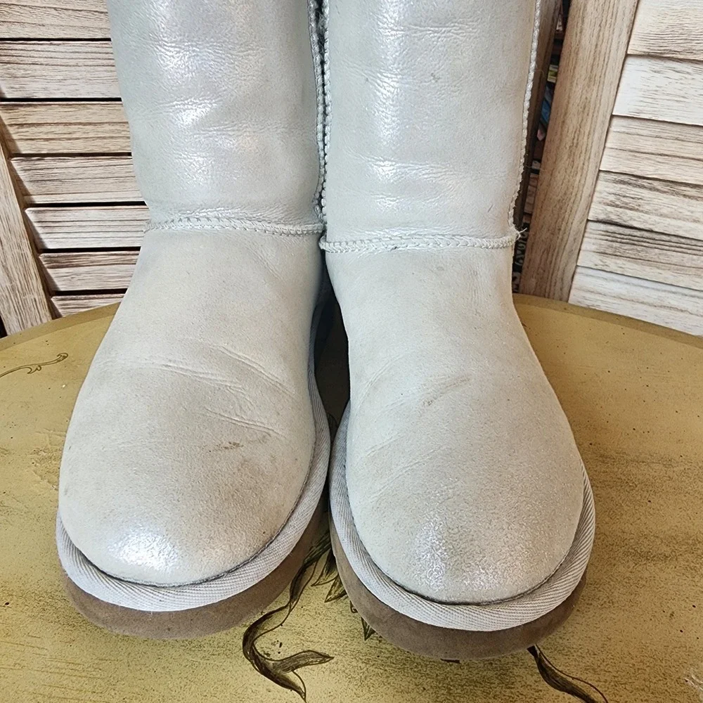 UGG next out